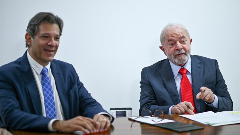 Mercado financeiro desconfia de Lula e teme recessão, aponta pesquisa