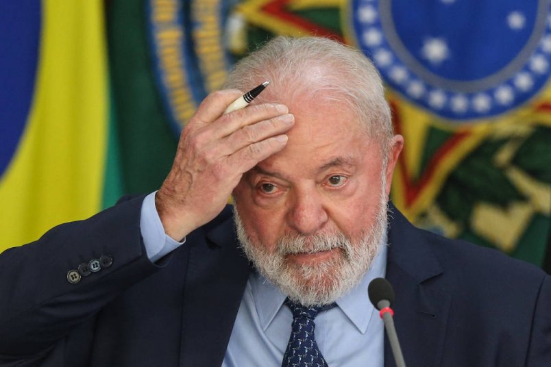 Governo Lula repete Bolsonaro e impõe sigilo a visitas no Alvorada