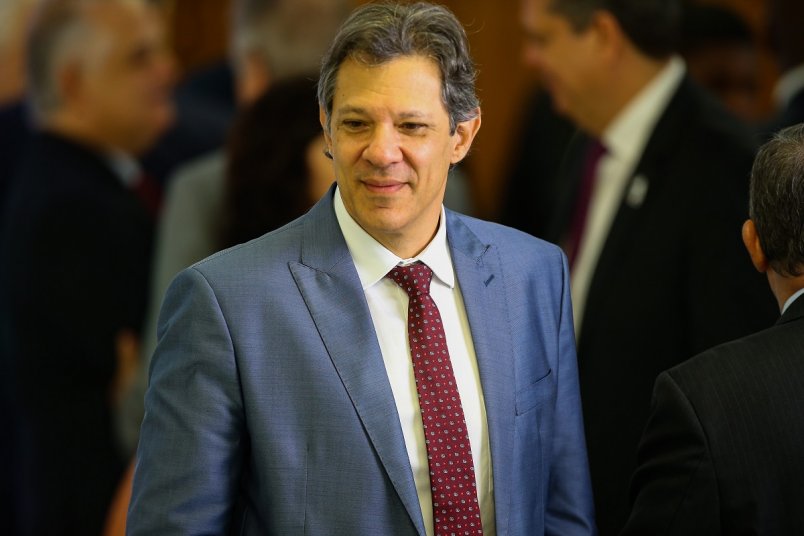 Governo quer criar imposto digital para compras realizadas pela internet, anuncia Haddad