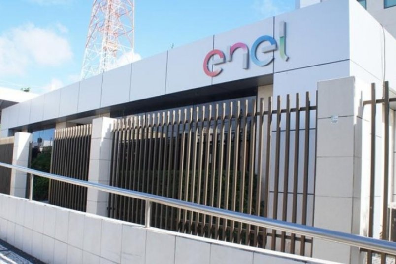 Funcionários da Enel são presos após pedir dinheiro para não cortar luz de estabelecimento em Fortaleza