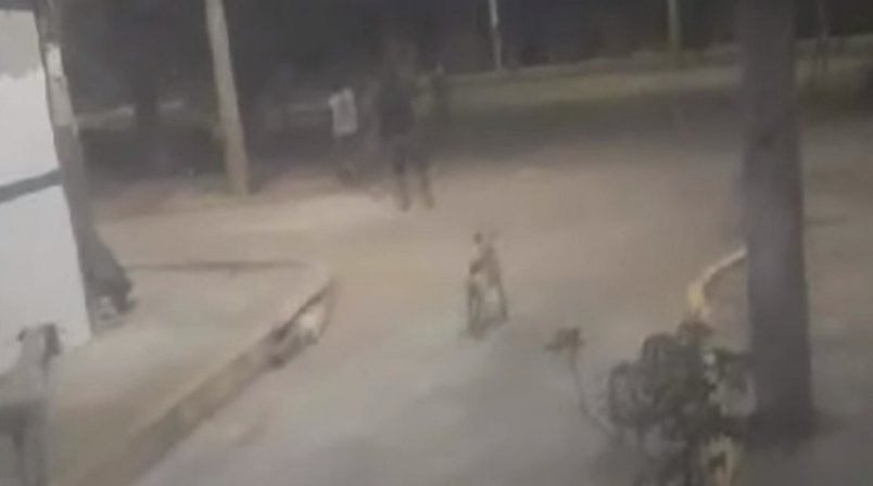 Criminosos trocam intenso tiroteio com policiais em Sobral, no Ceará